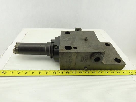 Kennametal D-185460-R01 Hybrid Turret Tool Holder Block Right Hand W/ Tooling