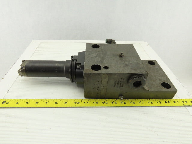 Kennametal D-185460-R01 Hybrid Turret Tool Holder Block Right Hand W/ Tooling