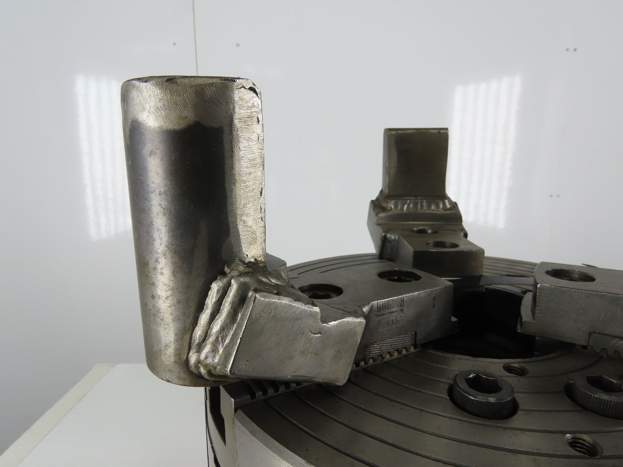 16" Lathe Power Chuck 3 Jaw Serrated 1.5mmx60 Thru Hole 3000RPM 550 PSI
