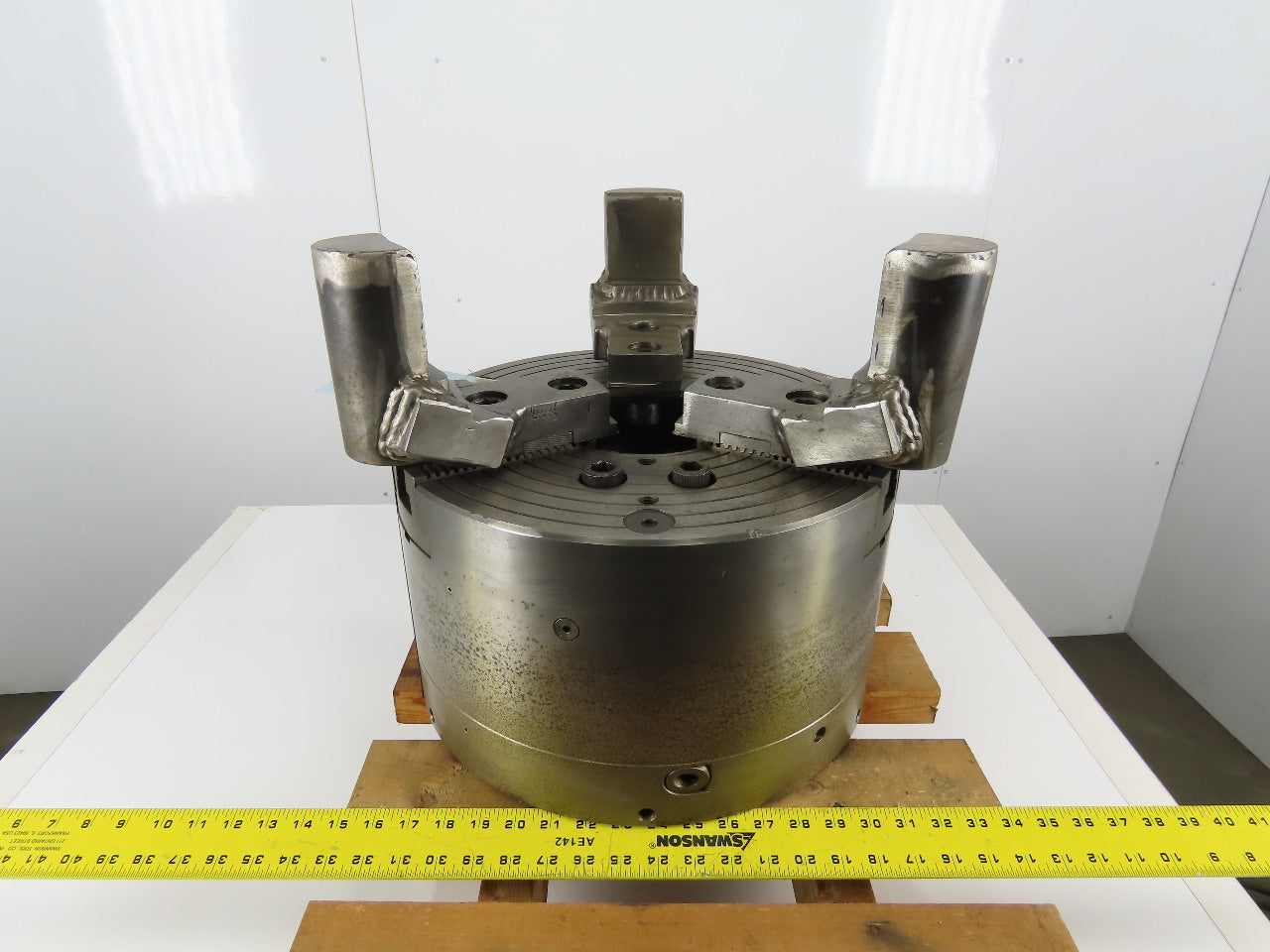 16" Lathe Power Chuck 3 Jaw Serrated 1.5mmx60 Thru Hole 3000RPM 550 PSI