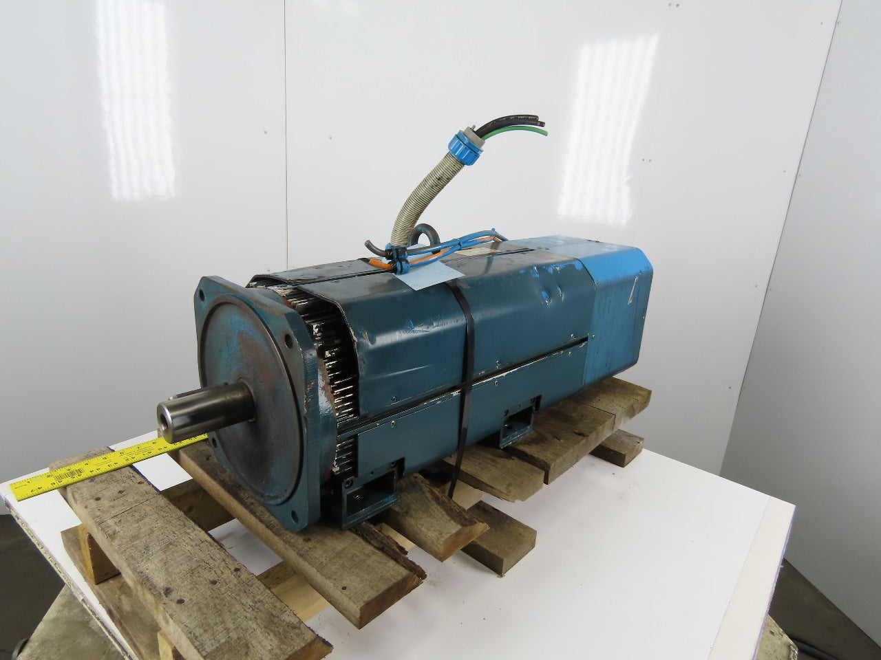 Indramat 2AD160C-B35LB2-BS11/S001 37kW 260V 50Hz AC Main Spindle Motor