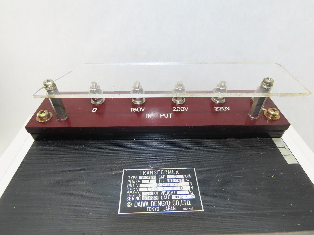 Daiwa Dengyo TF-2000 220V Primary 110V Secondary 2kVa 1Ph 50/60Hz Transformer