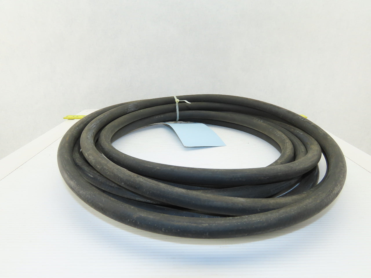 Dayton 3/8" Low Pressure Rubber Hose 200 PSI WP 3/8" Male Non Swivel 30'
