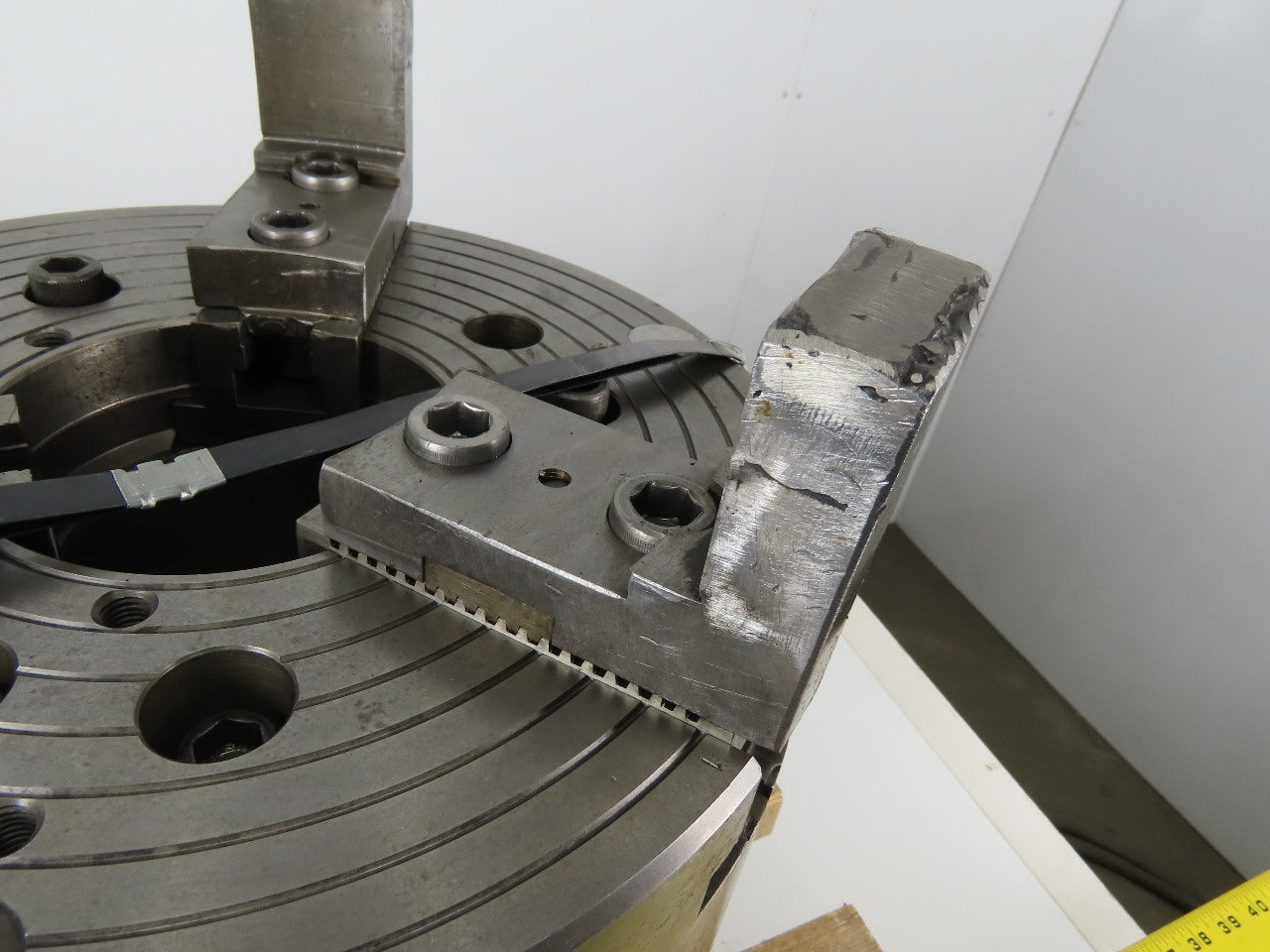 16" Lathe Power Chuck 3 Jaw Serrated 1.5mmx60 Thru Hole 3000RPM 550 PSI