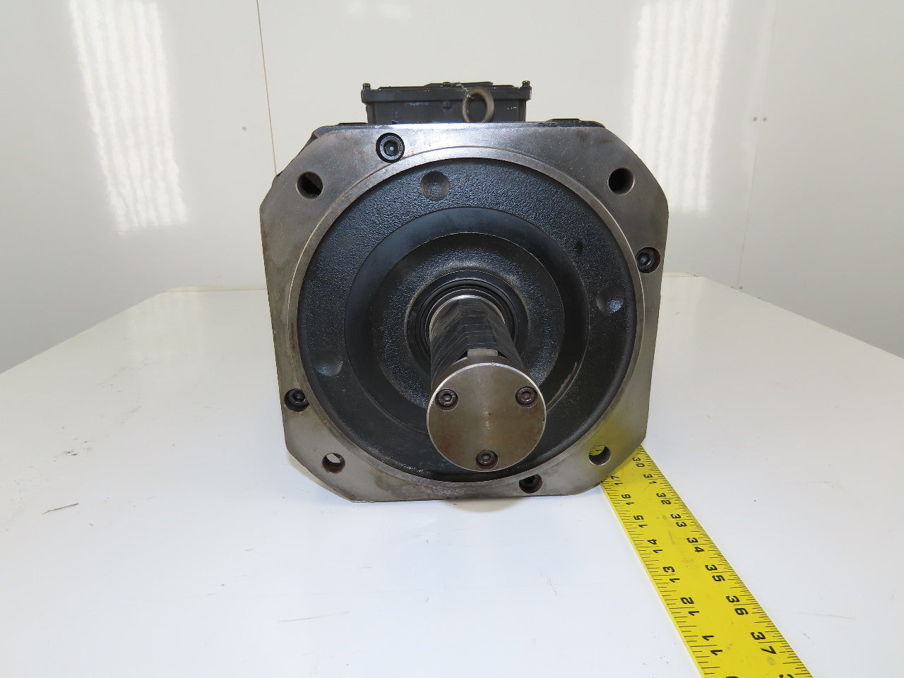 Fanuc A06B-1008-B100 Model 8 7.5/11kW 200V 3Ph AC Servo Motor