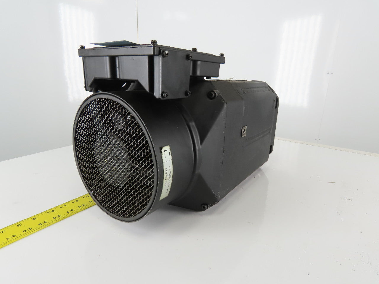 Fanuc A06B-1008-B100 Model 8 7.5/11kW 200V 3Ph AC Servo Motor