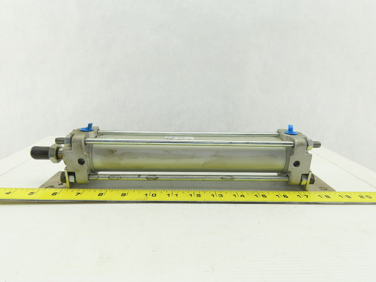 SMC CA2L40-200 1-3/4" Bore 8" Stroke 5/8" Rod 145PSI Pneumatic Cylinder