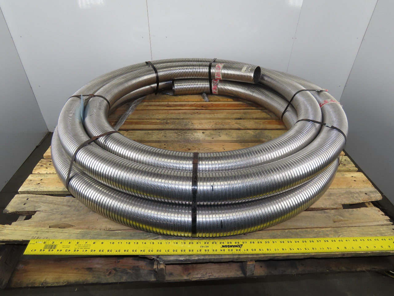 U130S-LB-128-50 4" 0.18" Thick 304 SS Interlock Corrugated Duct Tube Pipe 60'