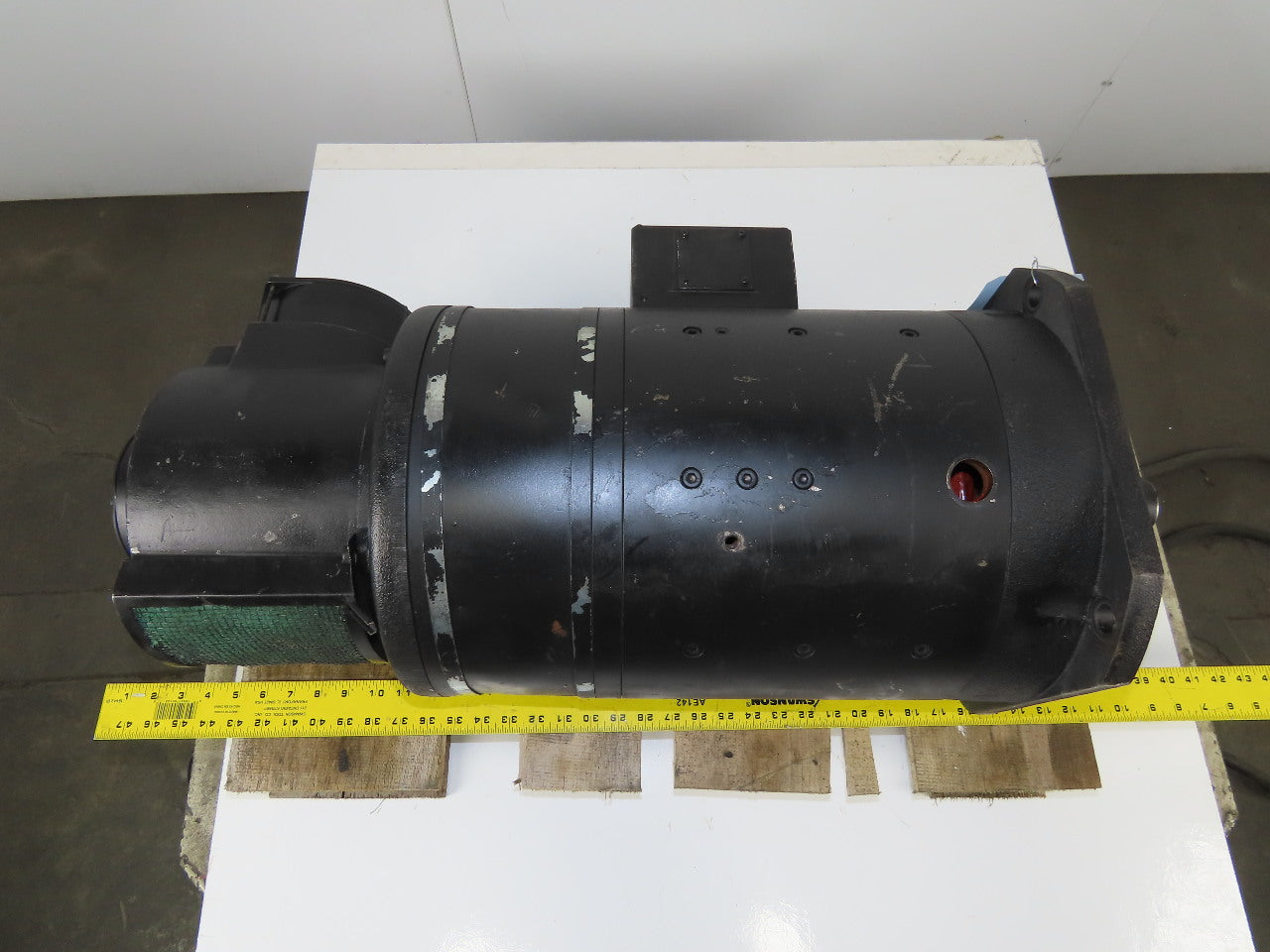 Fanuc A06B-0817-B001-R Model 12 11/15kW 1500/3500PRM 200 VDC Servo Motor