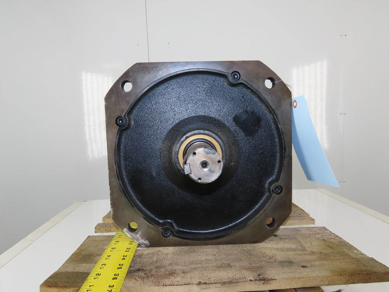 Fanuc A06B-0817-B001-R Model 12 11/15kW 1500/3500PRM 200 VDC Servo Motor