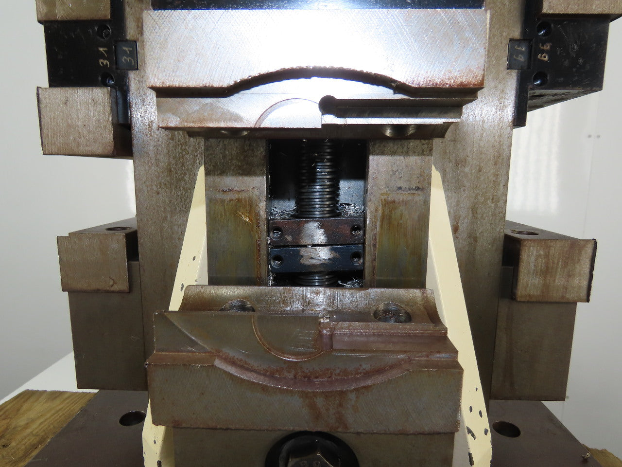 S+B B 15304 15-3/4" Square Base 4 Sided Workholding Tombstone Machining Column