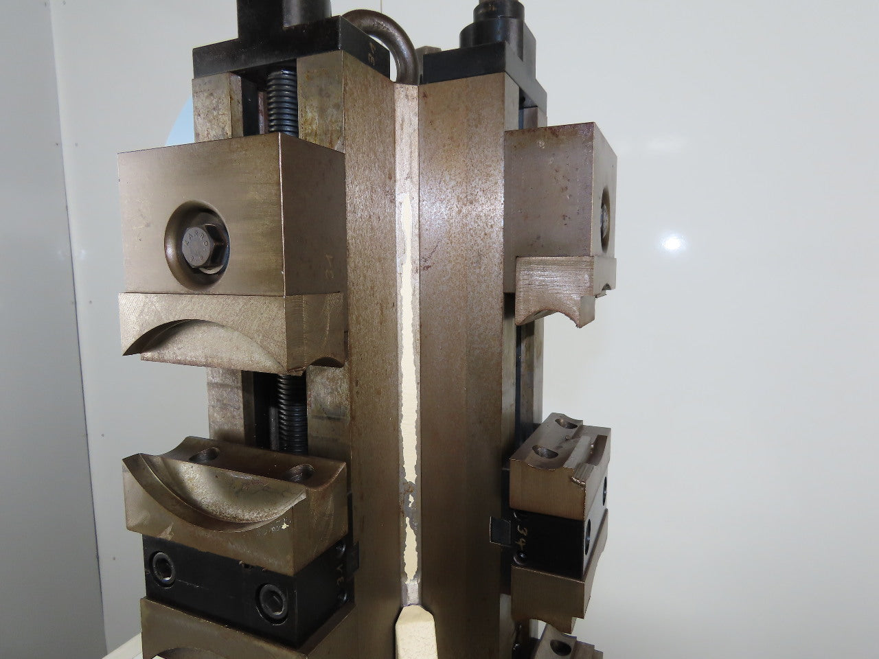S+B B 15304 15-3/4" Square Base 4 Sided Workholding Tombstone Machining Column