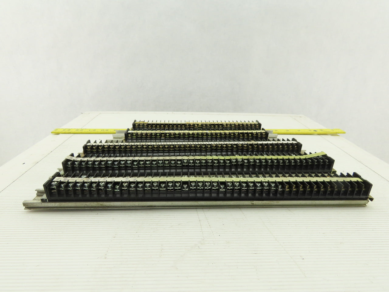 Togi Wire Terminal Block On Rail Lot Of 150