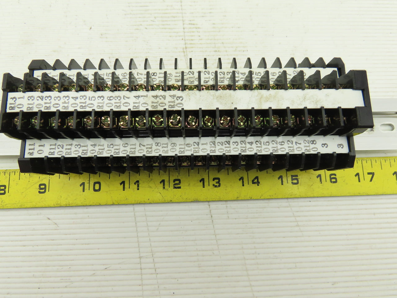 Kasuga TT10S 600V 2 Stage Step Wire Terminal Block On Rail Lot Of 40