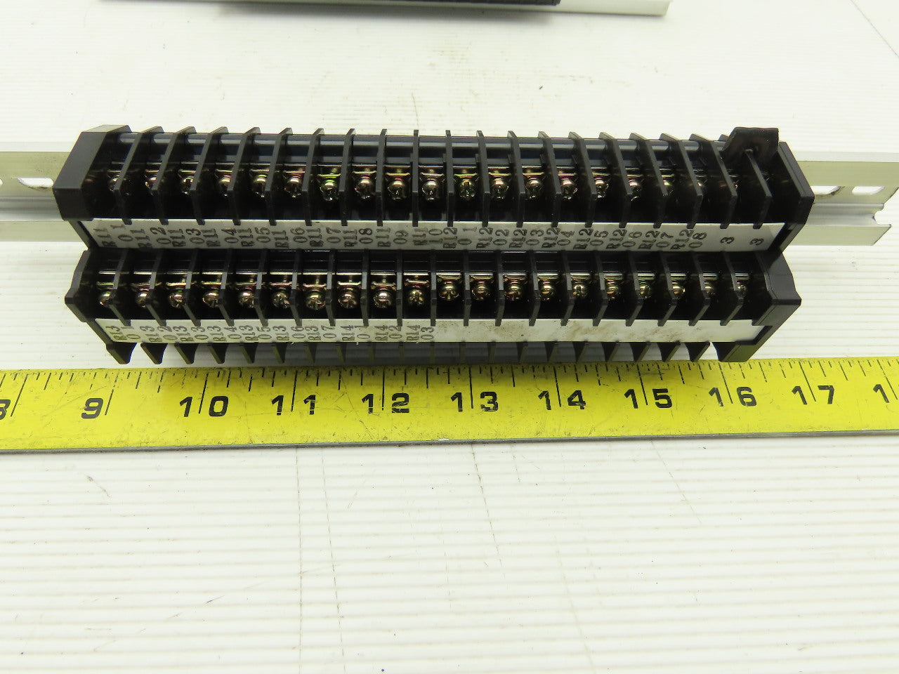Kasuga TT10S 600V 2 Stage Step Wire Terminal Block On Rail Lot Of 40