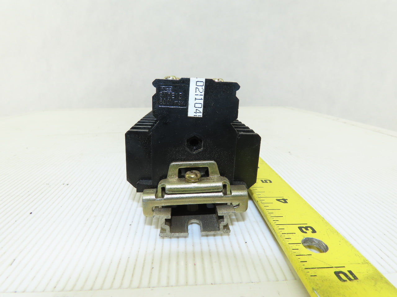 Idec BNDH15 600V 2 Stage Step Electrical Wire Terminal Block On Rail Lot Of 50