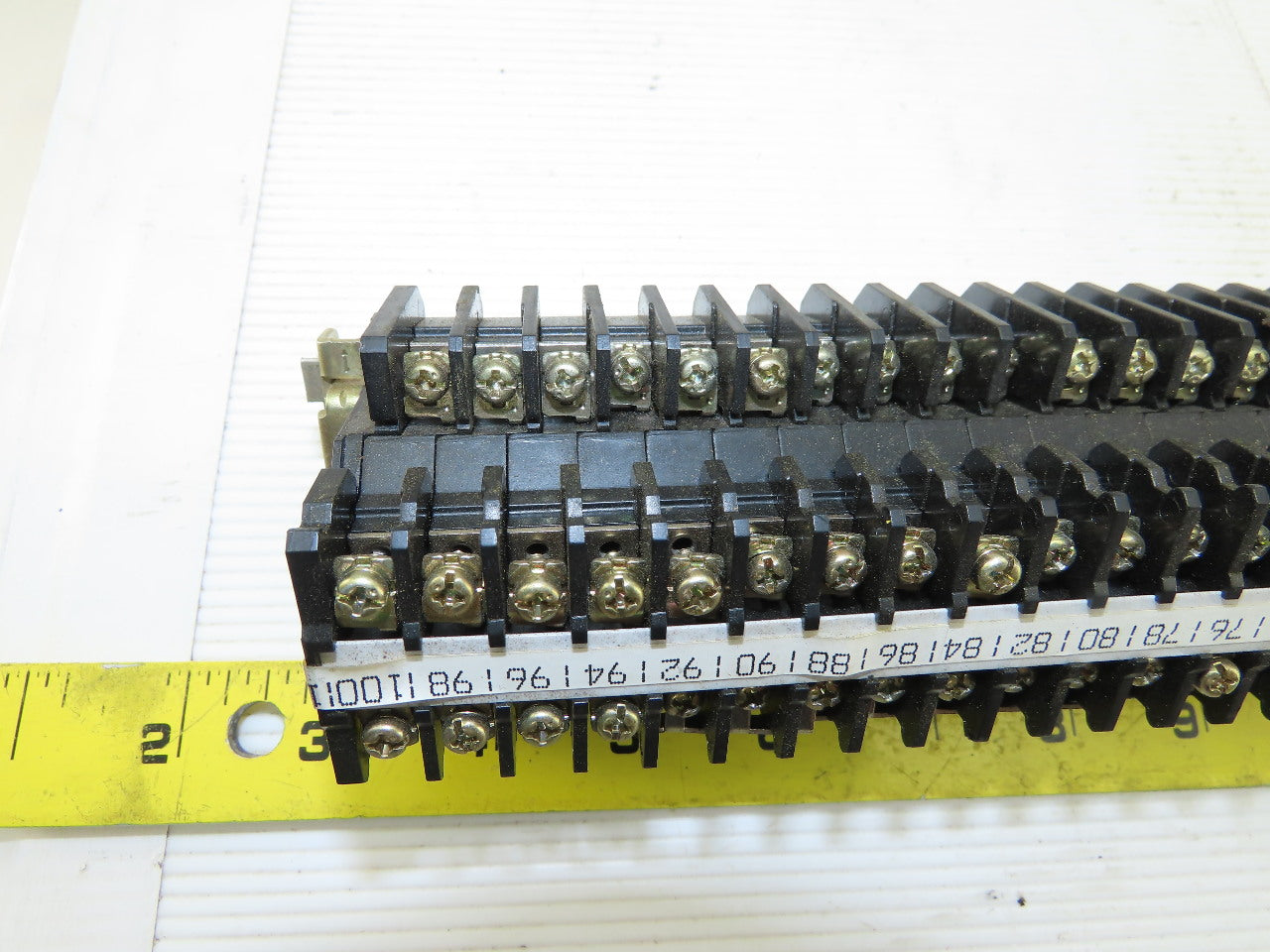 Idec BNDH15 600V 2 Stage Step Electrical Wire Terminal Block On Rail Lot Of 50