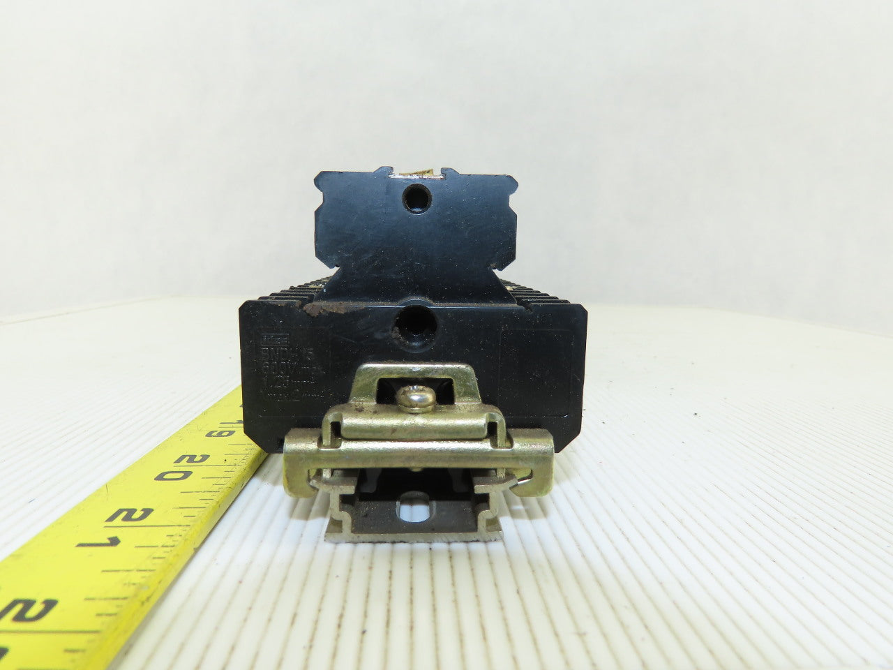 Idec BNDH15 600V 2 Stage Step Electrical Wire Terminal Block On Rail Lot Of 50