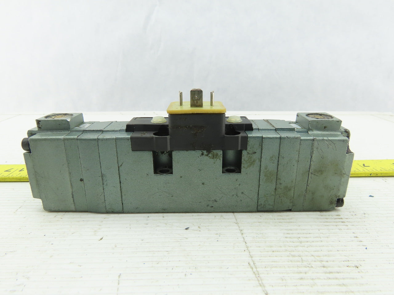 SMC VS7-6-FPG DX3 Pneumatic Double Solenoid Valve 100V Coil