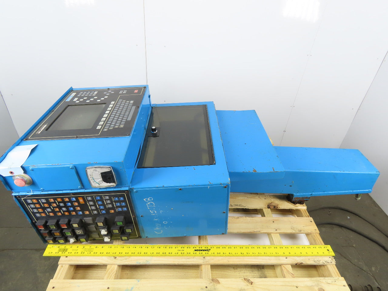 Cincinnati Milacron 3-525-0970A Cinturn Series 2216C CNC Lathe Operator Control