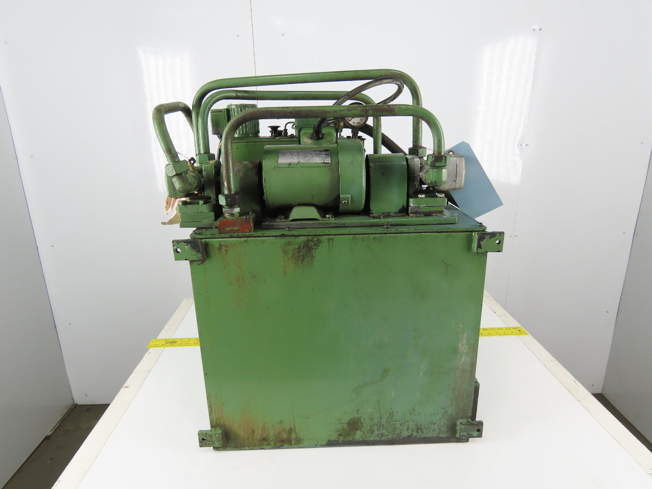 Nippon TOP-208LE Hydraulic Power Unit 0.4kW 200/220V 3Ph 27 Gallon