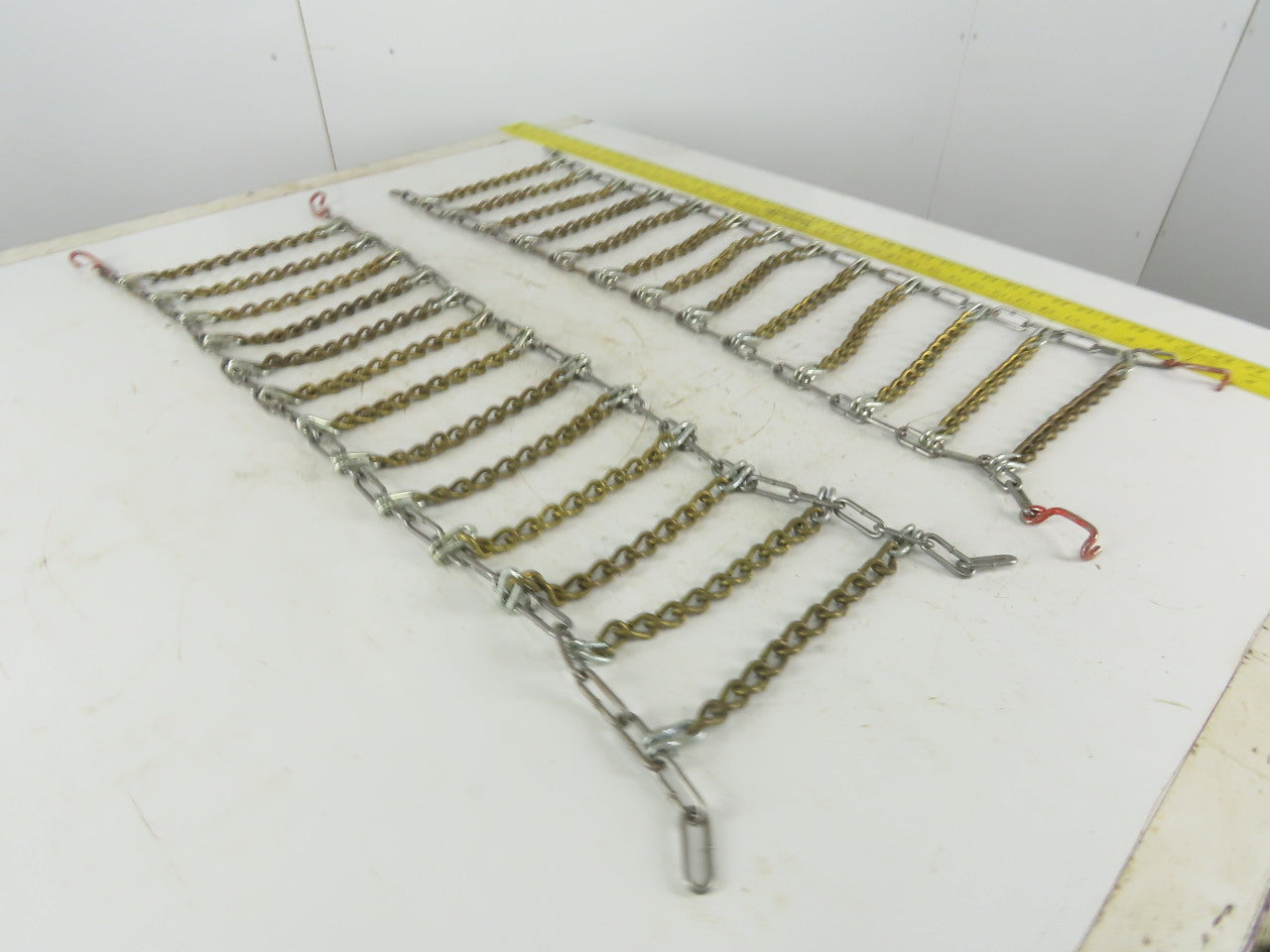 10" x 36" Tire Traction Tire Chain 2 Piece Set Pair