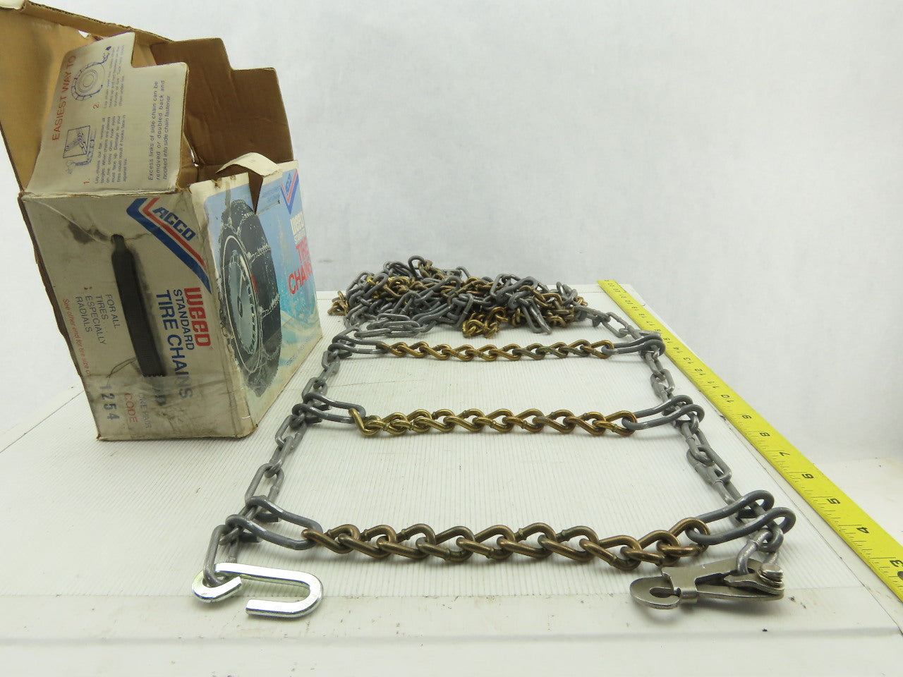 Acco Stock 1254 Standard Snow Traction Tire Chain Set 12" x 64" Set of 2