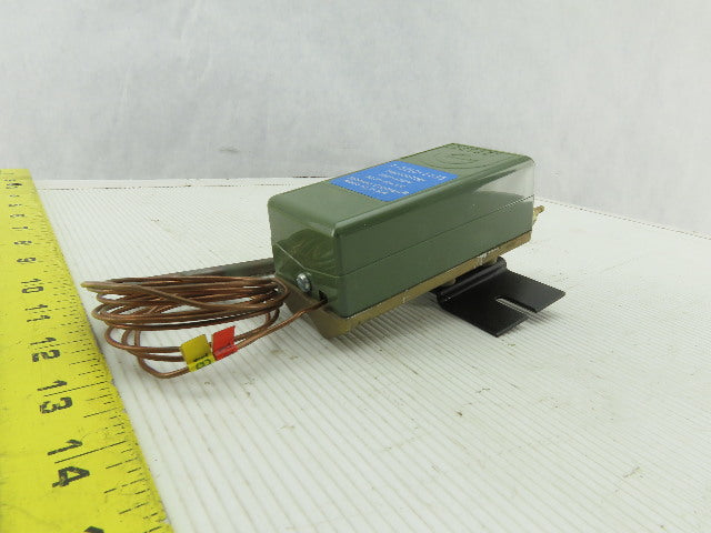 Johnson Controls T-5210-1135 200-400°F Temperature Transmitter