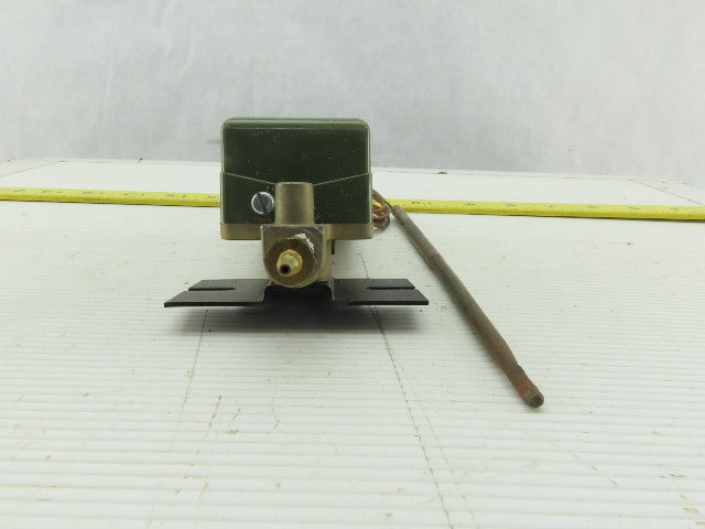 Johnson Controls T-5210-1135 200-400°F Temperature Transmitter