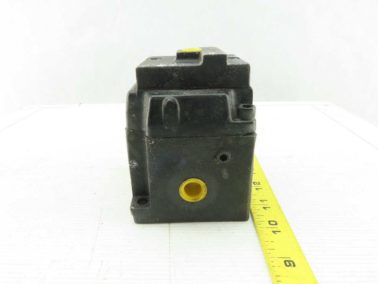 Parker H101NC37B Normally Closed Pilot Operated Pneumatic Valve