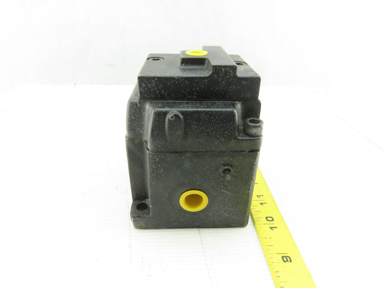 Parker H101NO37B Normally Open Pilot Operated Pneumatic Valve
