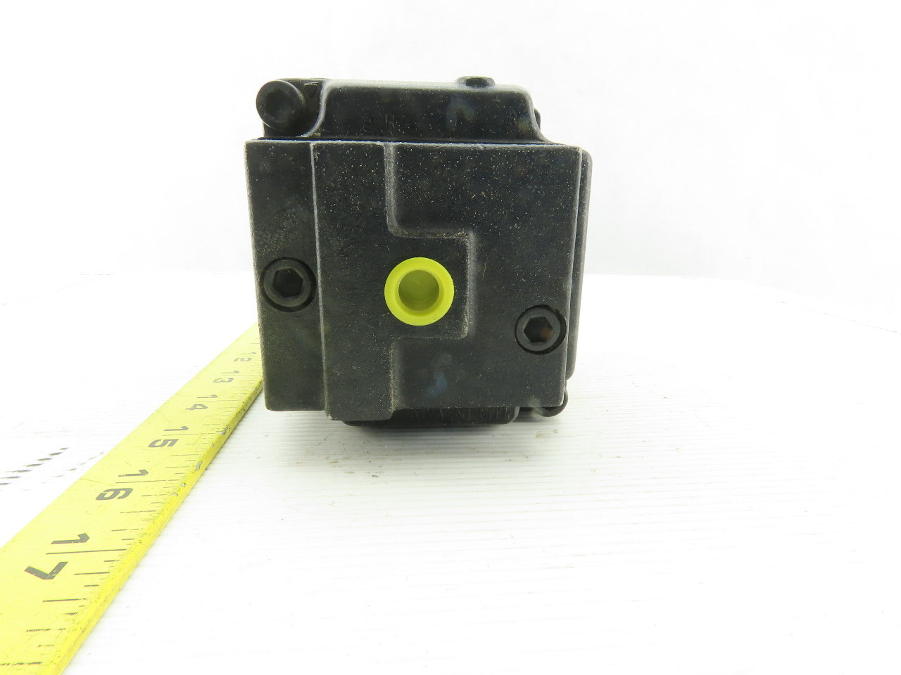 Parker H101NO37B Normally Open Pilot Operated Pneumatic Valve