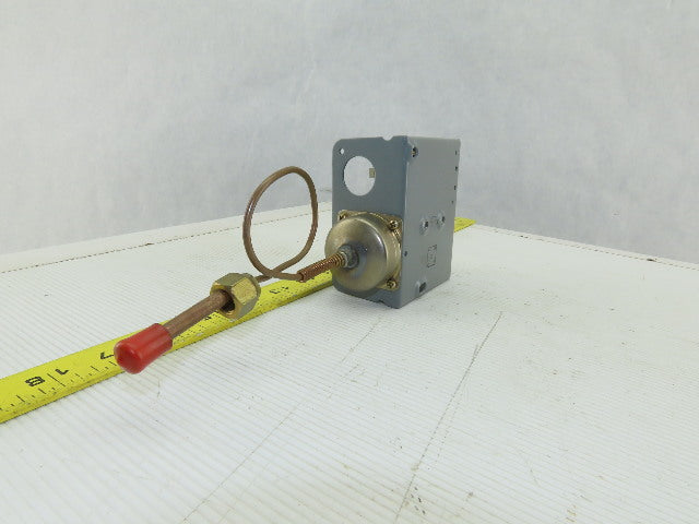 Johnson Controls P70FC-1C Pressure Control Range 20" Hg Vac./50 PSIG