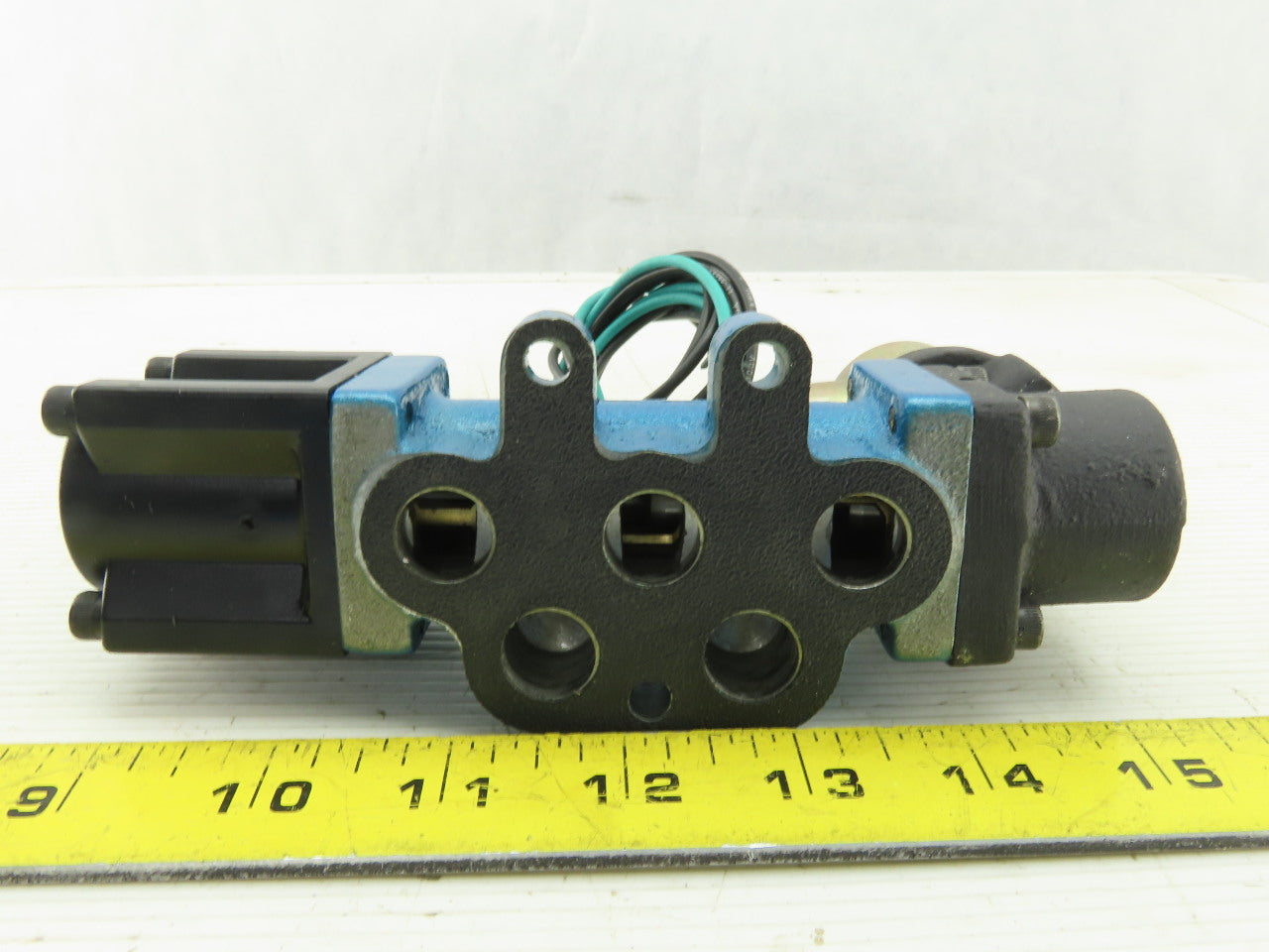 Automatic Valve 409B53Y39A-AAB 5 Port 3 Position Solenoid Air Valve 120V Coil