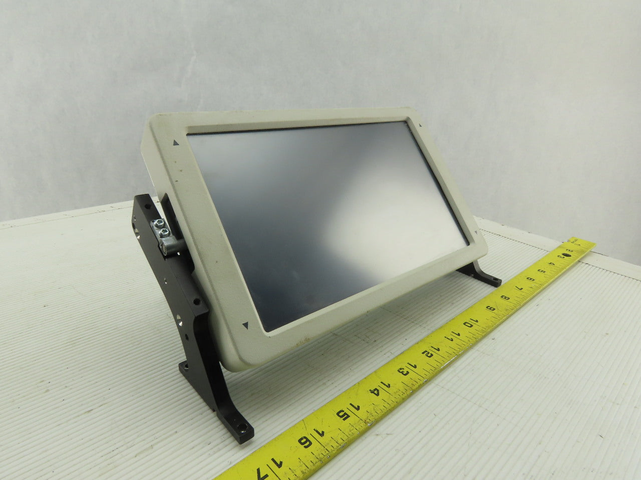 Mitsubishi AA090ME01 9" Touch Panel LED Industrial Color Monitor Display