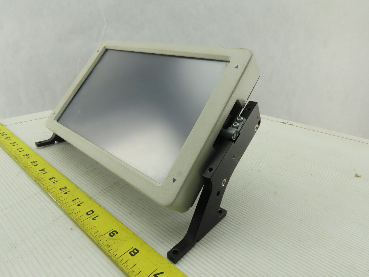 Mitsubishi AA090ME01 9" Touch Panel LED Industrial Color Monitor Display