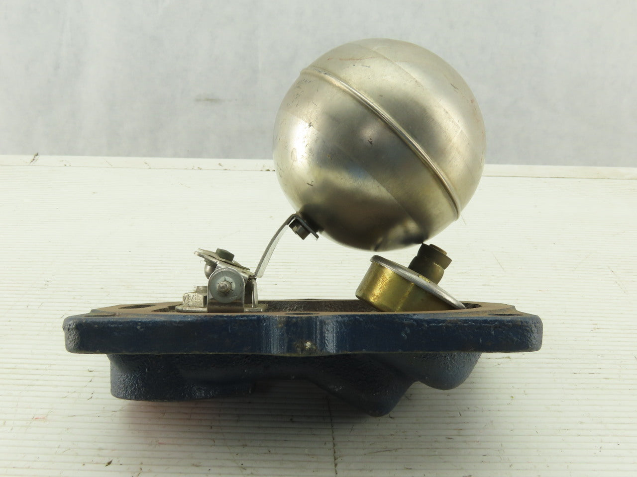 Armstrong 15-B4 Steam Trap Cover MOP 15 PSIG MAP175 PSIG At 377°