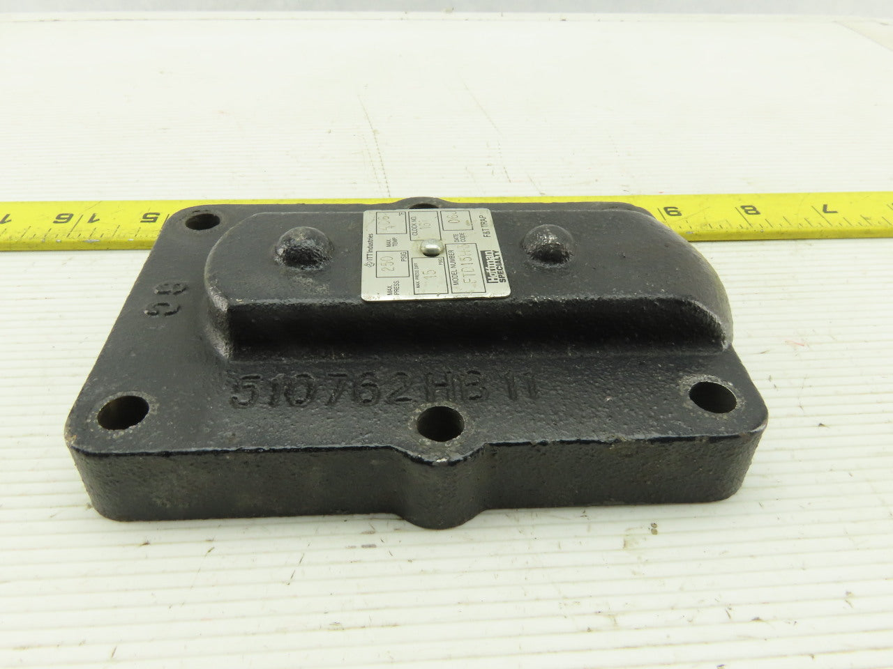 ITT Hoffman Specialty FTD15H3 Steam Trap Cover 250 Max Press 406° F Max Temp