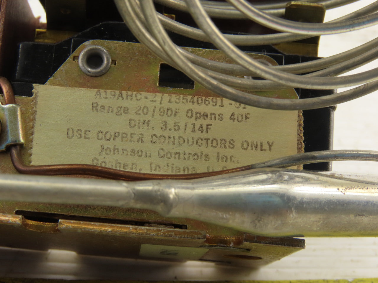 Trane SWT 0375 Temperature Control Switch