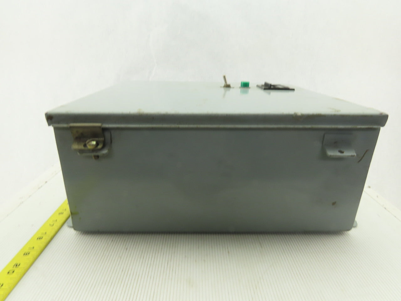 Wiegmann H-419001 14x12x5" Type 12 Electrical Enclosure W/ Extras