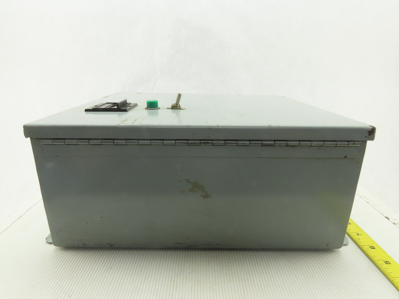 Wiegmann H-419001 14x12x5" Type 12 Electrical Enclosure W/ Extras