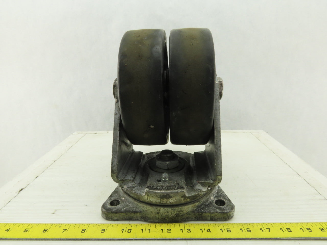Albion 8" Dual Wheel Swivel Heavy Duty Caster Plate Mount