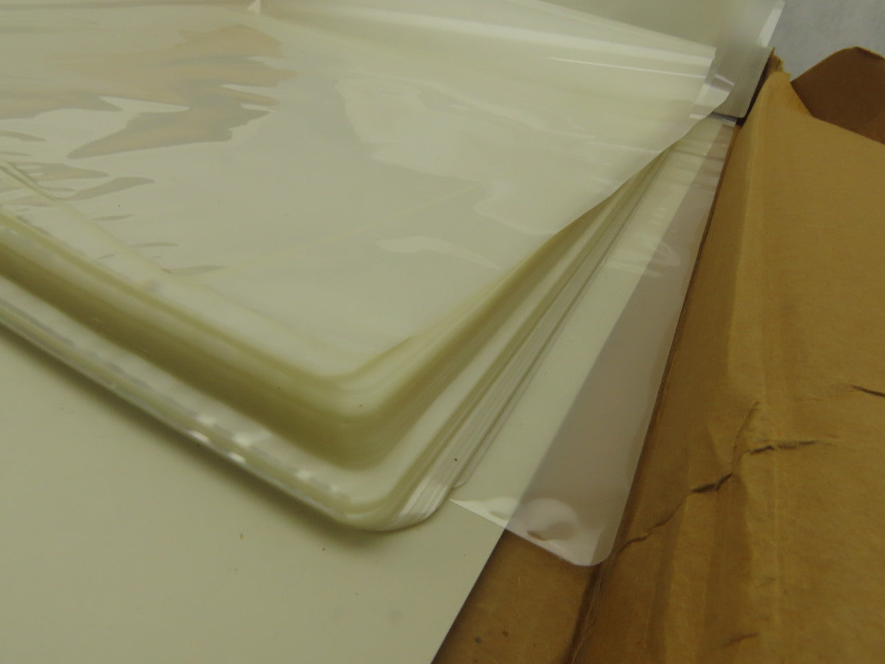 GBC 3200585 17-1/4" x 11-1/4" 3 MIL Menu Size Laminating Pouches Lot Of 95