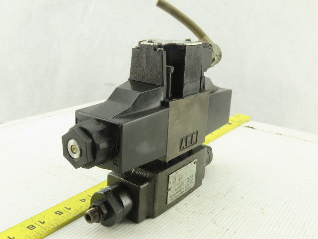 Daikin KSO-G02-2CA-10-N 3 Position Hydraulic Control Valve W/ Throttle Check