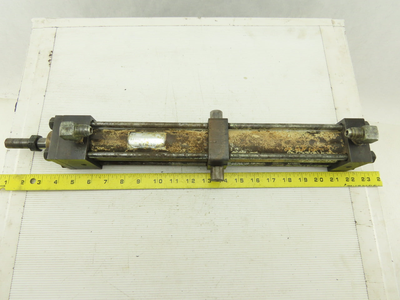 Tacto 50mm Bore 295mm Stroke Center Trunnion Hydraulic Cylinder