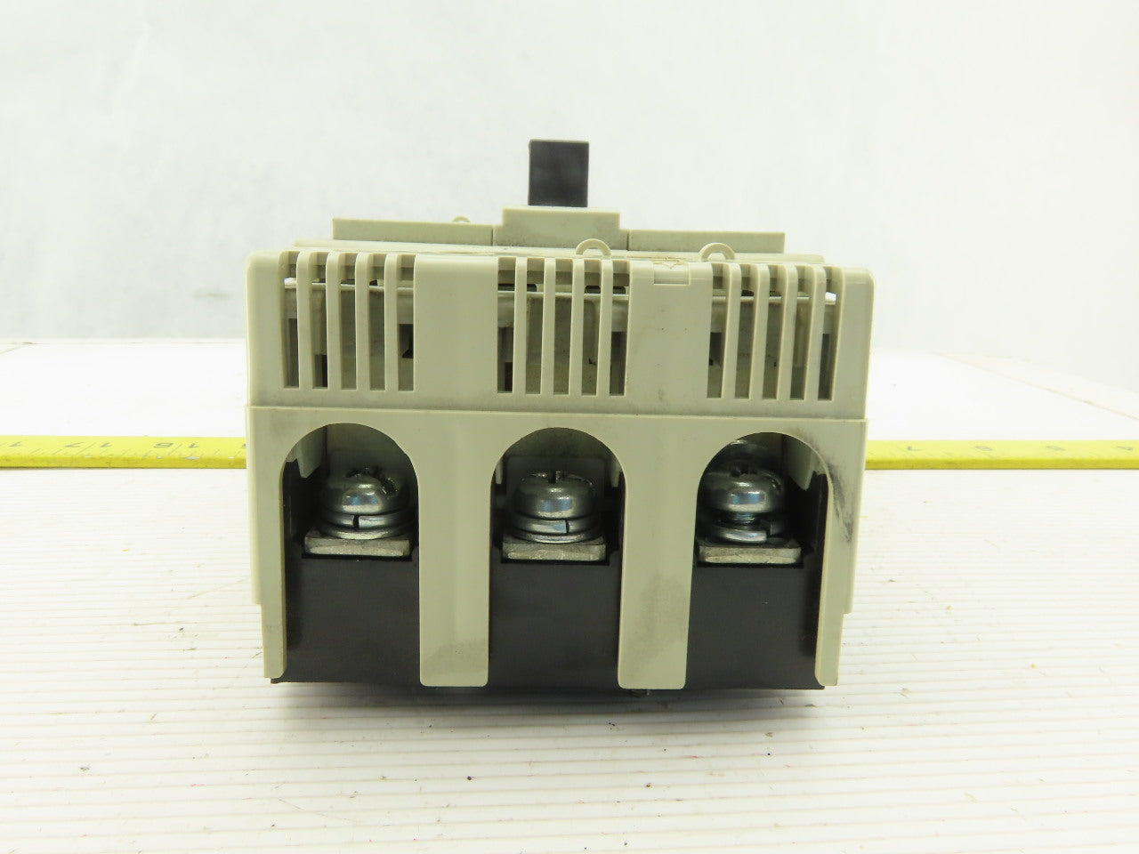 Mitsubishi NF100-CW 100A Circuit Breaker 3P 50/60Hz 500VAC 7.5kW 250VDC