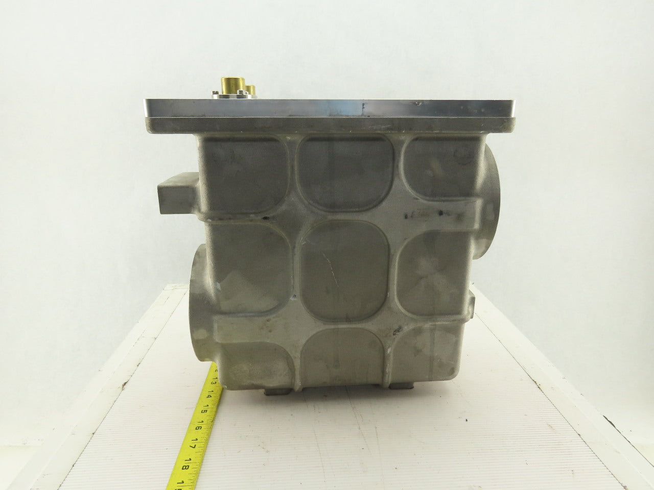 Panasonic YB-L200A8Y3E Enclosed Heat Exchanger Cooling Unit Laser Oscillator