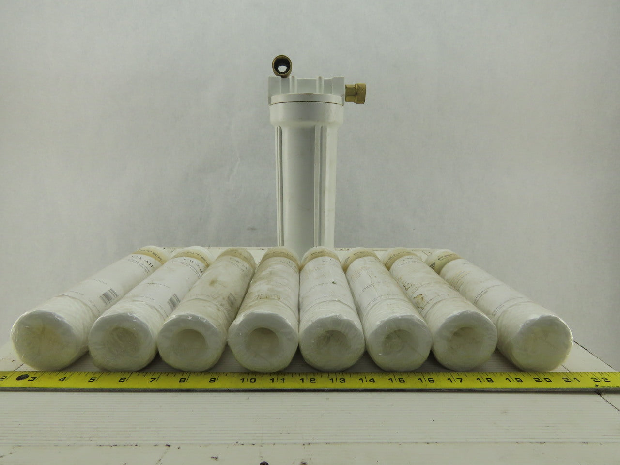 Pentek CW-MF 30 Micron String Wound Water Sediment Filter Lot Of 8 & Housing