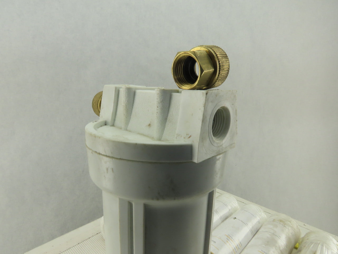 Pentek CW-MF 30 Micron String Wound Water Sediment Filter Lot Of 8 & Housing