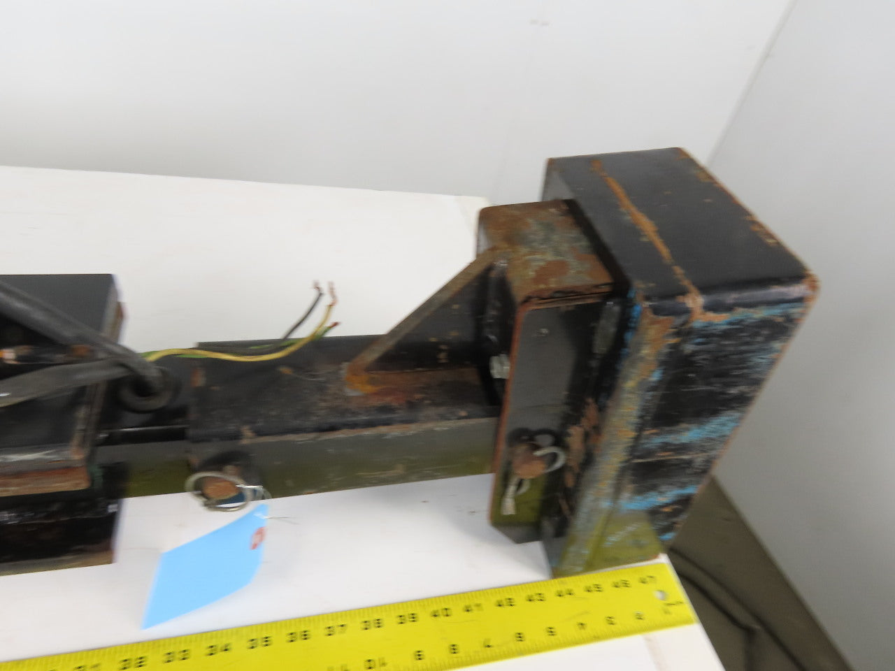Enersys E-BBH-2-30-DS-SG Double Level Forklift Battery Bull Electromagnet 480V
